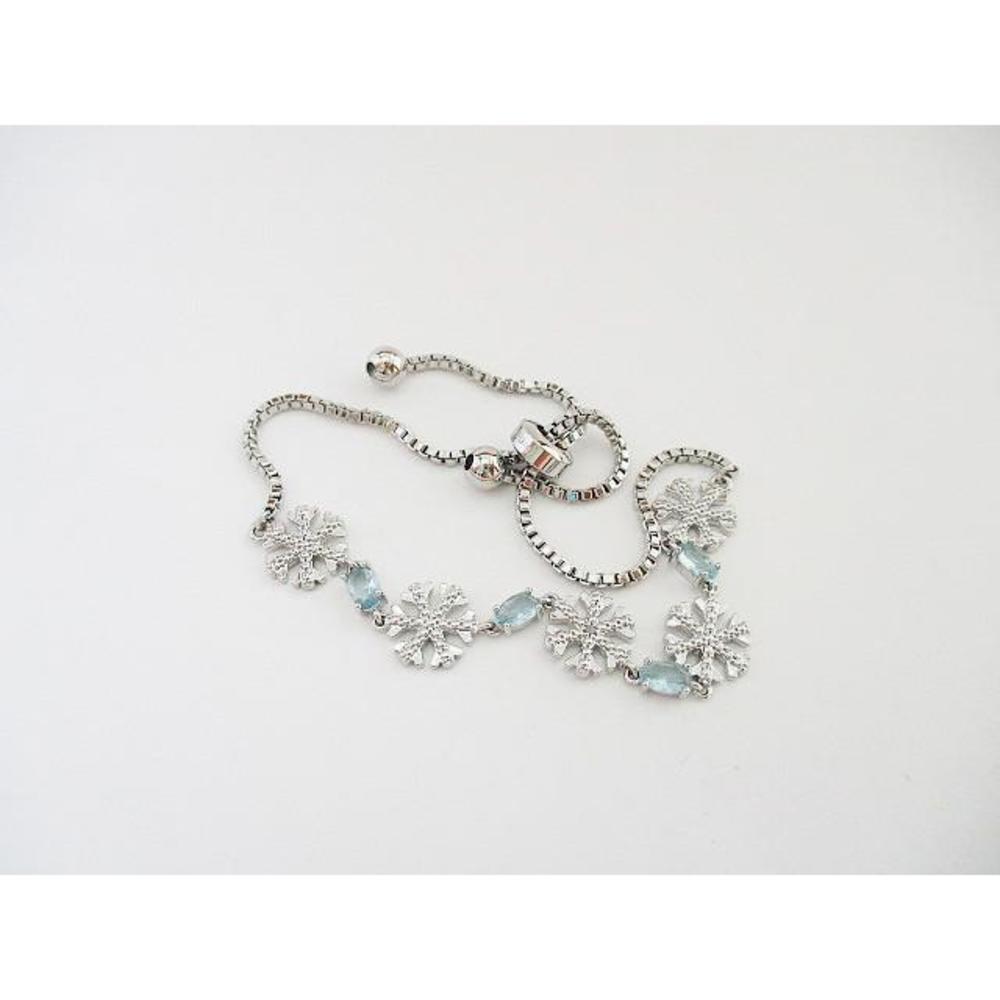 NWT Macys & Co Petite Silvertone Snowflake and Blue Crystal Bolo Bracelet